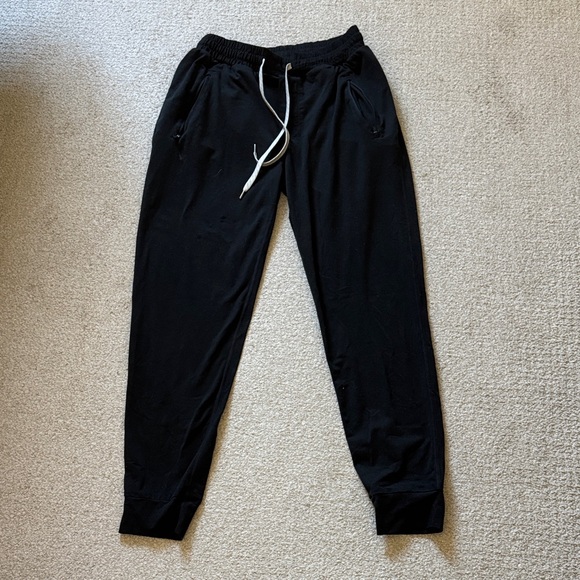 Vuori Other - Vuori Men's Black Joggers with Drawstring